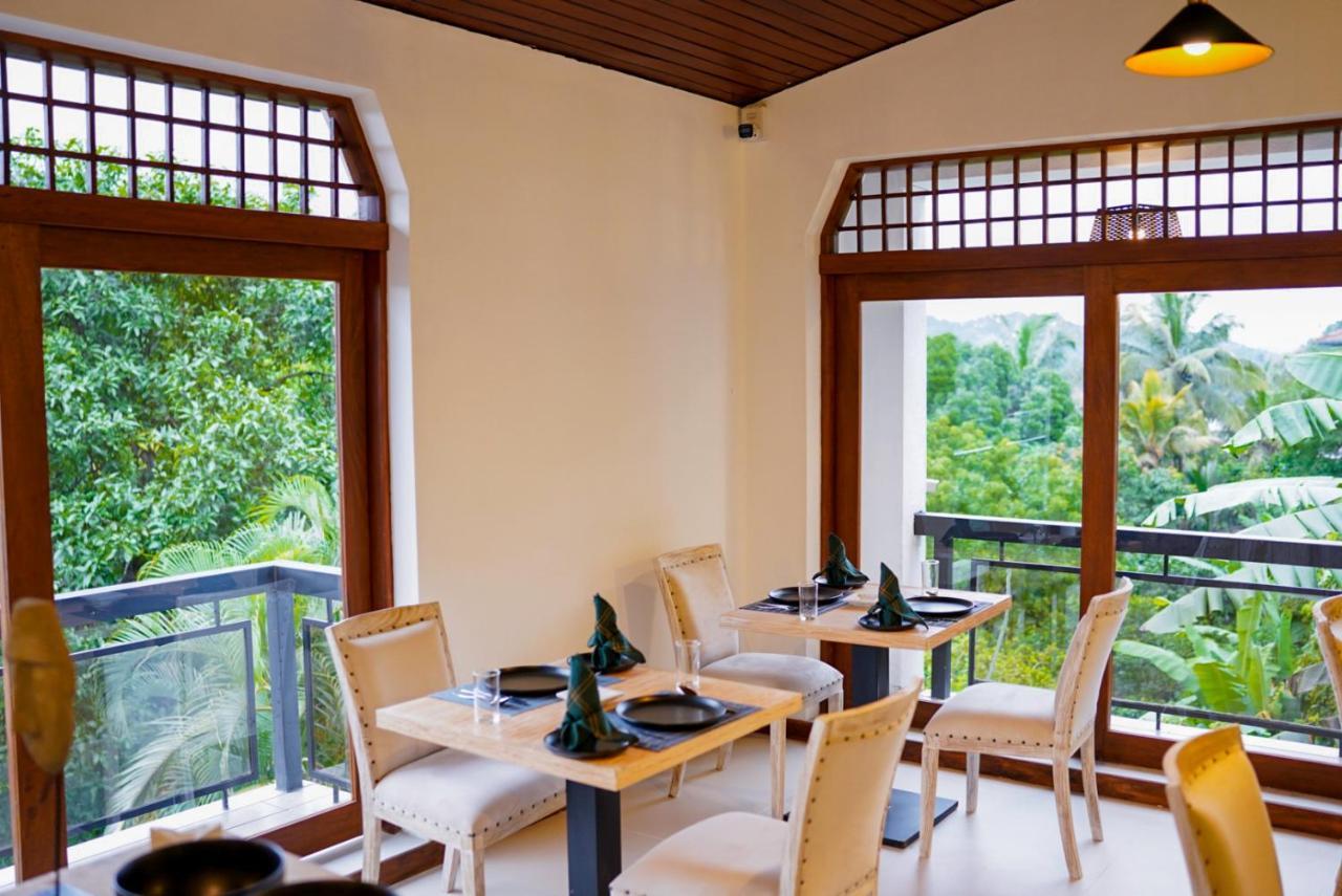 Hotel Chariot Square Kandy Exteriér fotografie